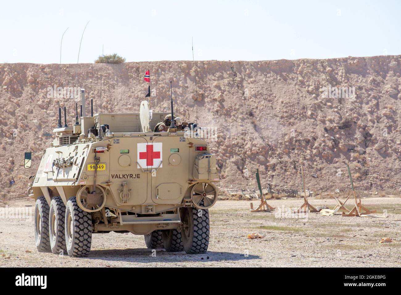 Task Force Viking Soldiers conduct vehicle maneuver and firing training to be proficient on their weapons in the fight to counter Daesh, outside of Al Asad Air Base, Iraq on a shooting range on March 29, 2021. Specialized weapons and vehicle training is done to be proficient on weaponry and vehicles issued to soldiers in the fight to counter Daesh. Stock Photo