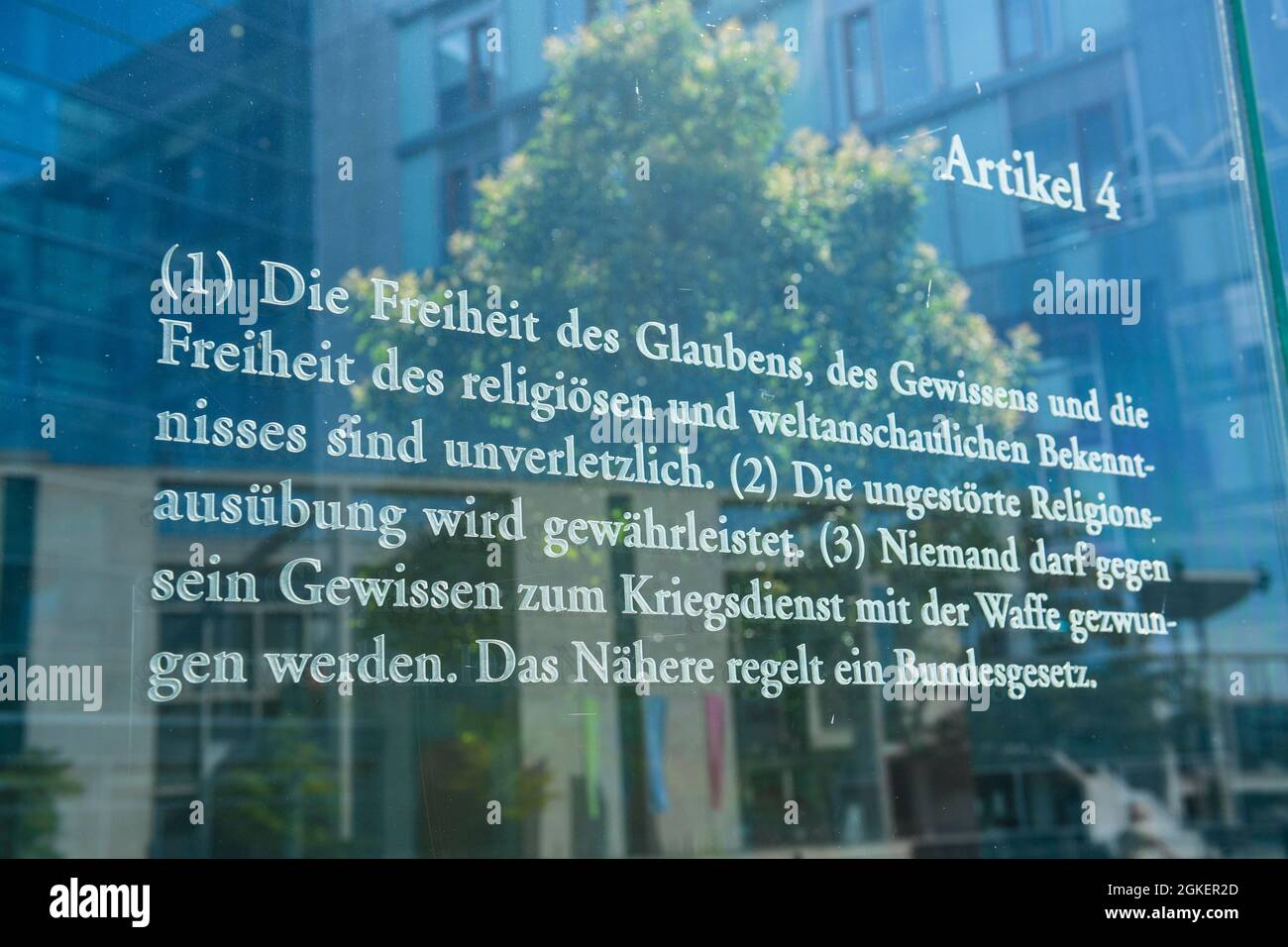 Article 4, glass wall, artwork by Dani Karavan, Basic Law 49, Spreepromenade, Mitte, Berlin, Germany Stock Photo