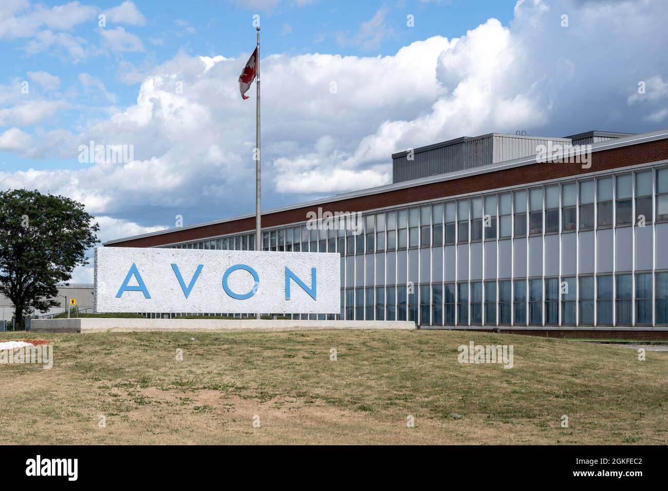 Montreal office exterior hi-res stock photography and images - Alamy
