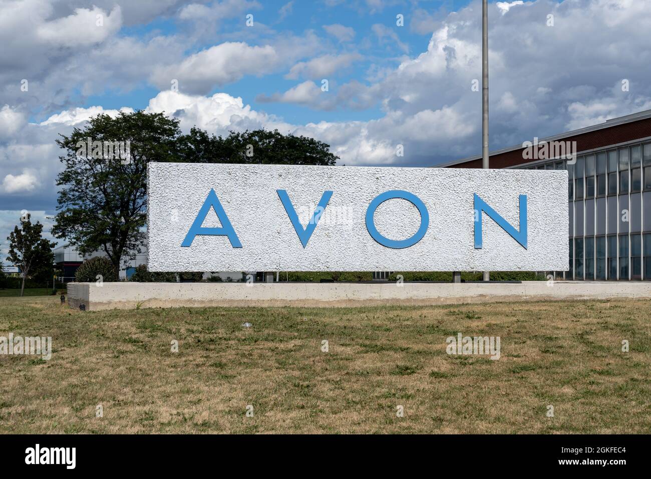 Montreal office exterior hi-res stock photography and images - Alamy