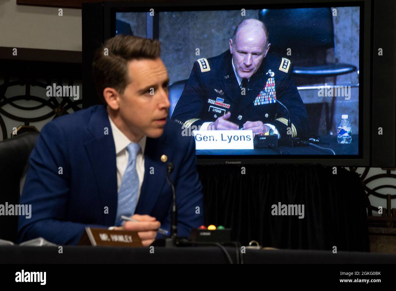 Army Gen. Stephen R. Lyons, commander U.S. Transportation Command ...