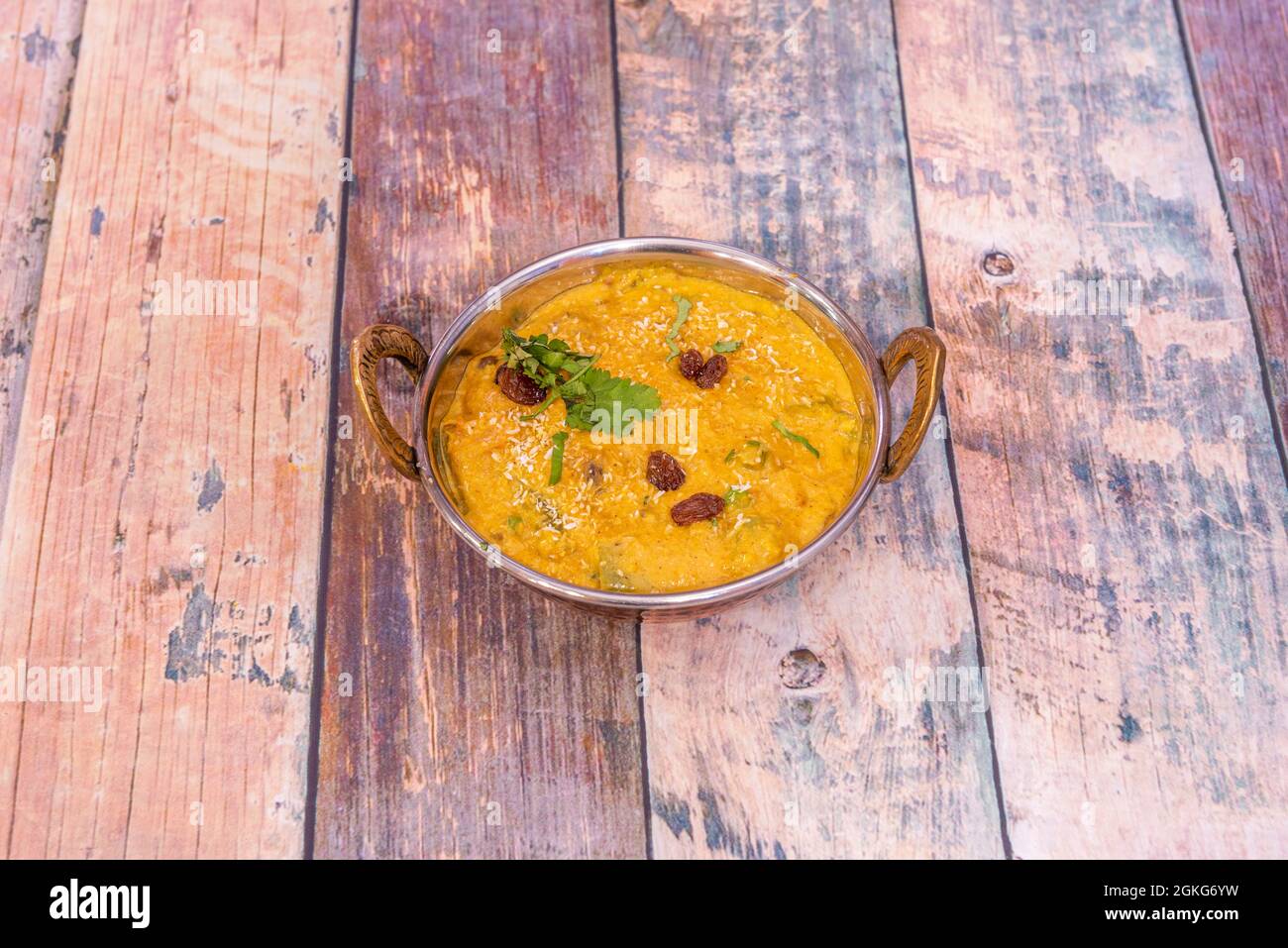 Chicken korma hires stock photography and images Alamy