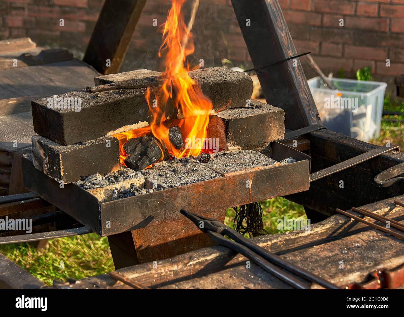 Fire Forging Metal Forge forging tool metal hi-res stock photography and images - Alamy