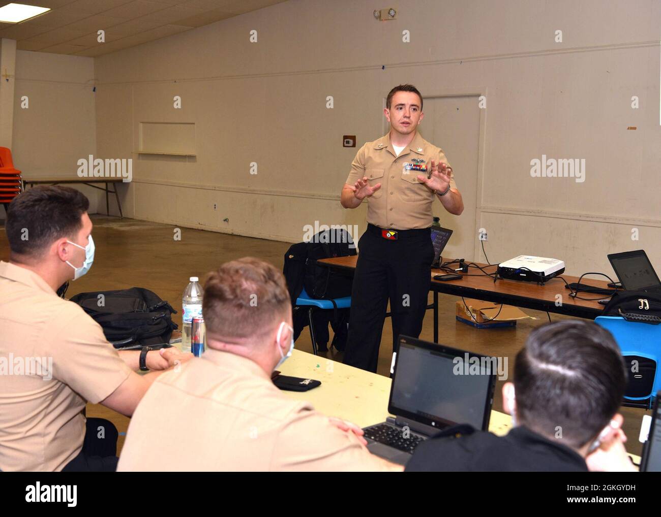 Navy recruiting command nrc hires stock photography and images Alamy