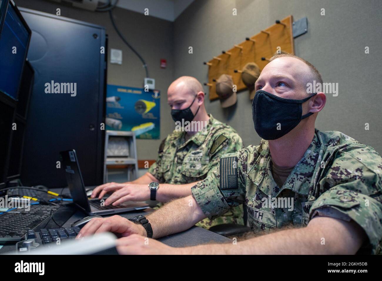 Senior Chief Machinist's Mate Christopher Smith, Unmanned Undersea ...