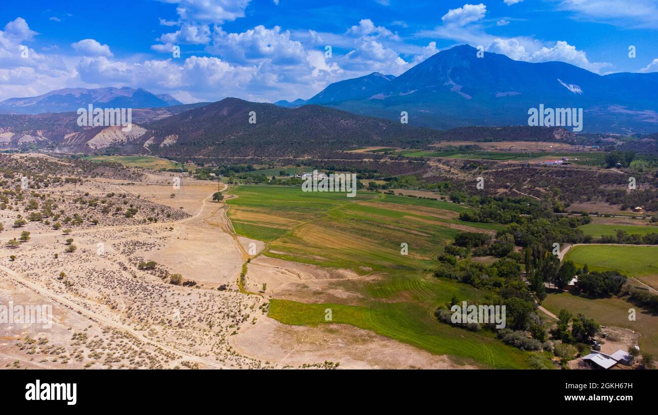 Where the desert meets irrigation Stock Photo