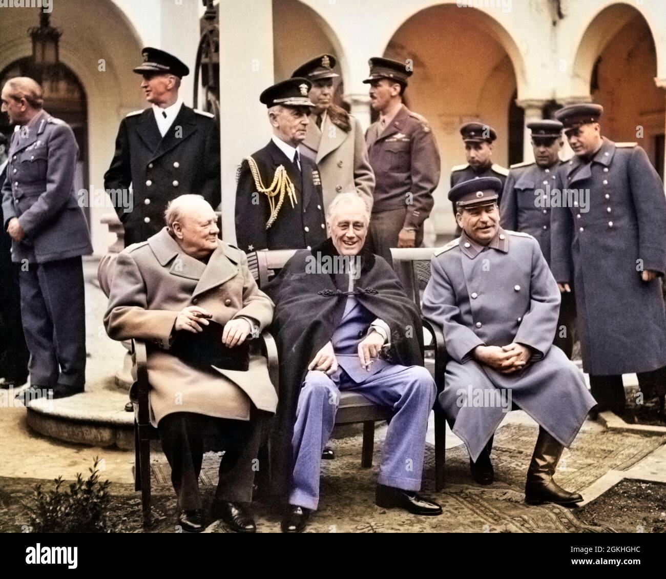 1940s WINSTON CHURCHILL FRANKLIN D. ROOSEVELT JOSEPH STALIN AT YALTA FEBRUARY 1945 IN THE PATIO OF LIVADIA PALACE - q73016c CPC001 HARS FAMOUS LEADERSHIP POWERFUL WORLD WARS JOSEPH POSTWAR PRESIDENTIAL WORLD WAR WORLD WAR TWO WORLD WAR II AUTHORITY NEGOTIATION PALACE POLITICS PRESIDENTS DELANO CRIMEA FEBRUARY WORLD WAR 2 FRANKLIN ROOSEVELT STALIN JOSEF WINSTON CHURCHILL YALTA 1945 BIG THREE D JOSEF STALIN JOSEPH STALIN LEADERS LIVADIA LIVADIA PALACE PERSONALITIES SOLUTIONS ALLIES CAUCASIAN ETHNICITY FAMOUS PERSON OLD FASHIONED PRIME MINISTER Stock Photo