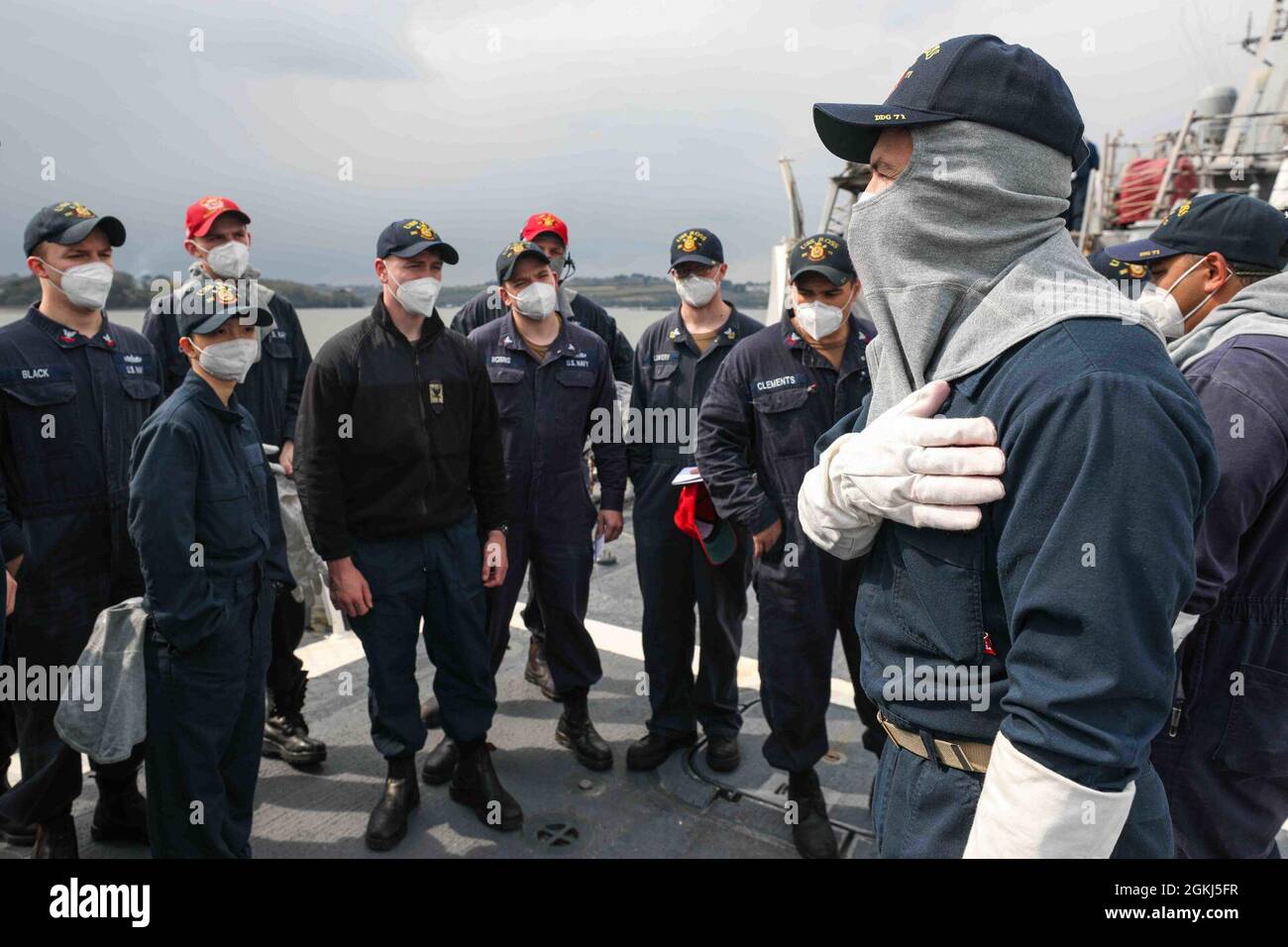guided-missile destroyer USS Ross 