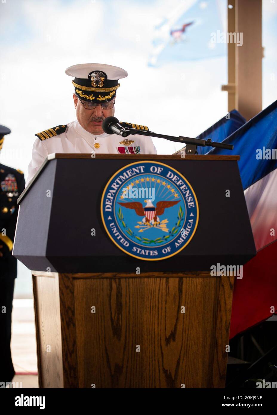 210430-N-XC372-2106 JOINT BASE PEARL HARBOR-HICKAM (April 30, 2021) Captain James Edwards, U.S. Indo-Pacific Command Stock Photo