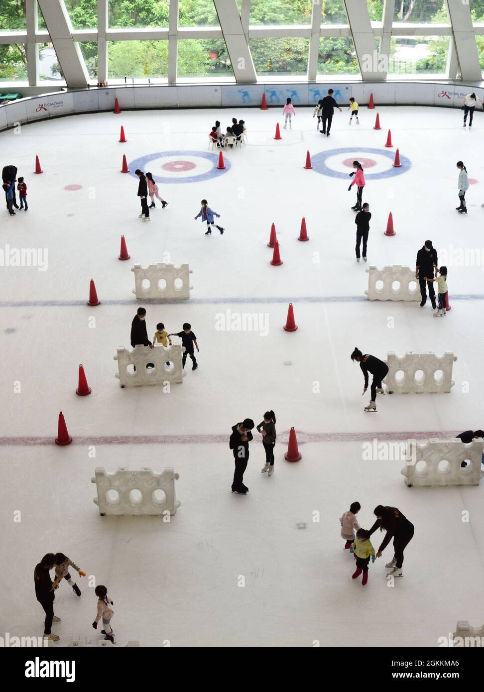 Ice rink in shopping mall, Hong Kong Stock Photo