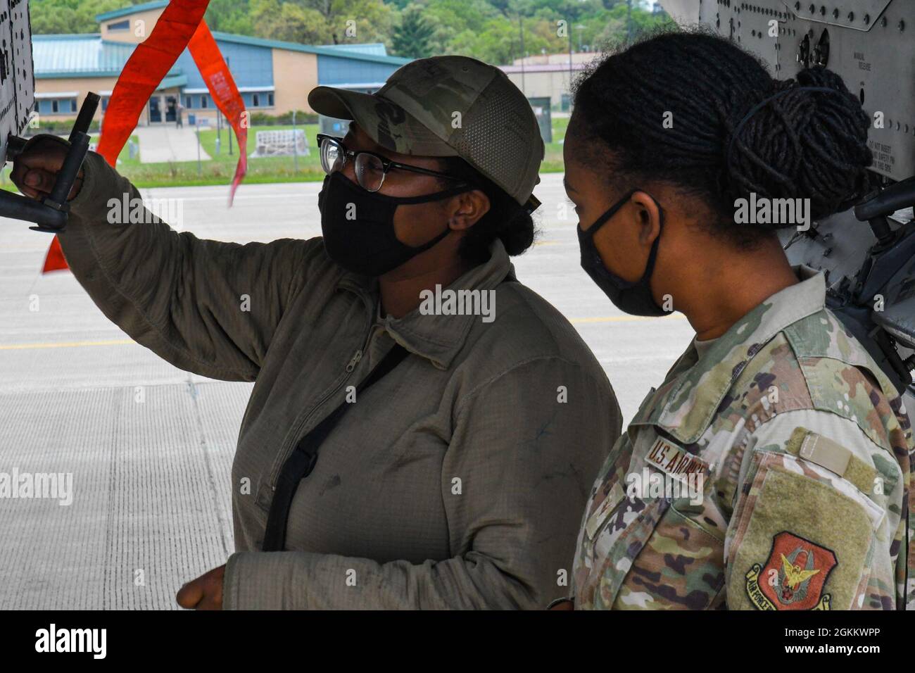 u-s-air-force-staff-sgt-natalia-morones-354th-aircraft-maintenance