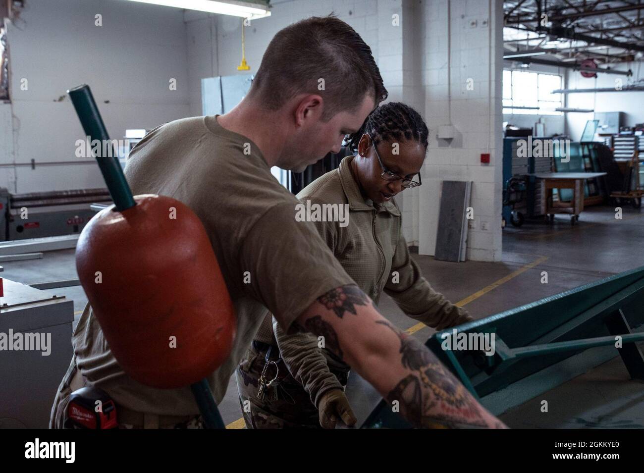 Left wing values hi-res stock photography and images - Alamy