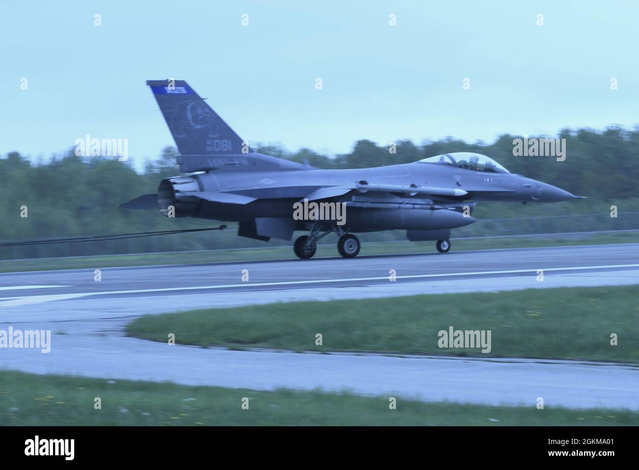 F 16 Tailhook