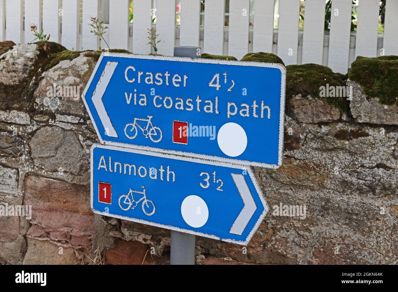 Blue Cycle Network route 1 signs , Boulmer Stock Photo