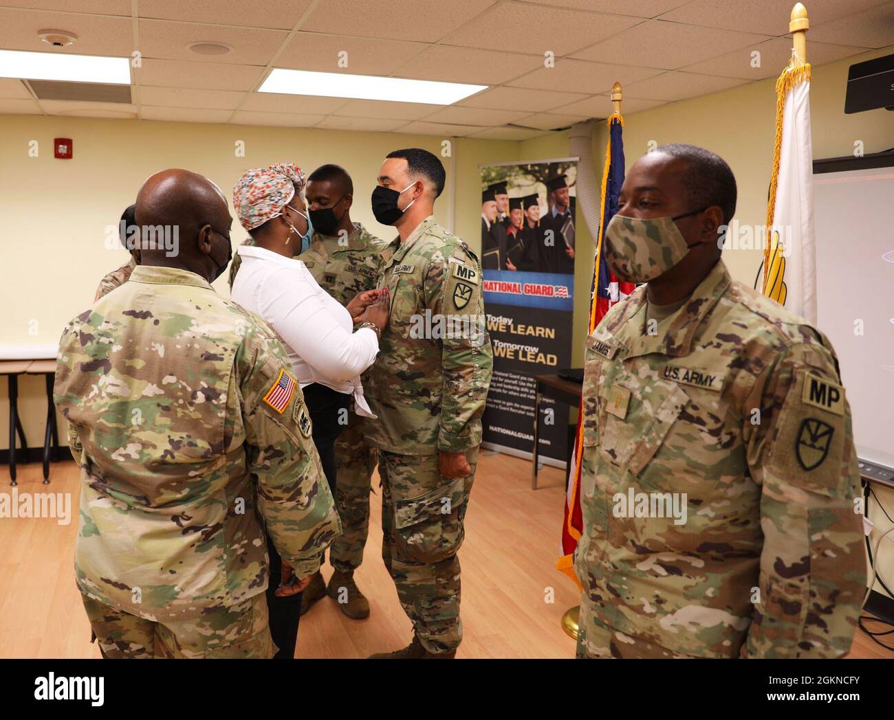 661st mps hires stock photography and images Alamy