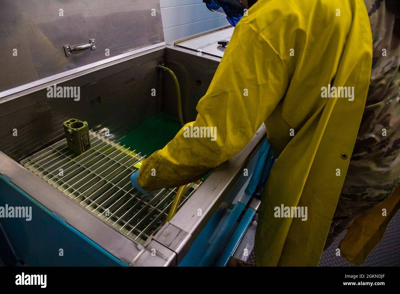 Capillary action hi-res stock photography and images - Alamy
