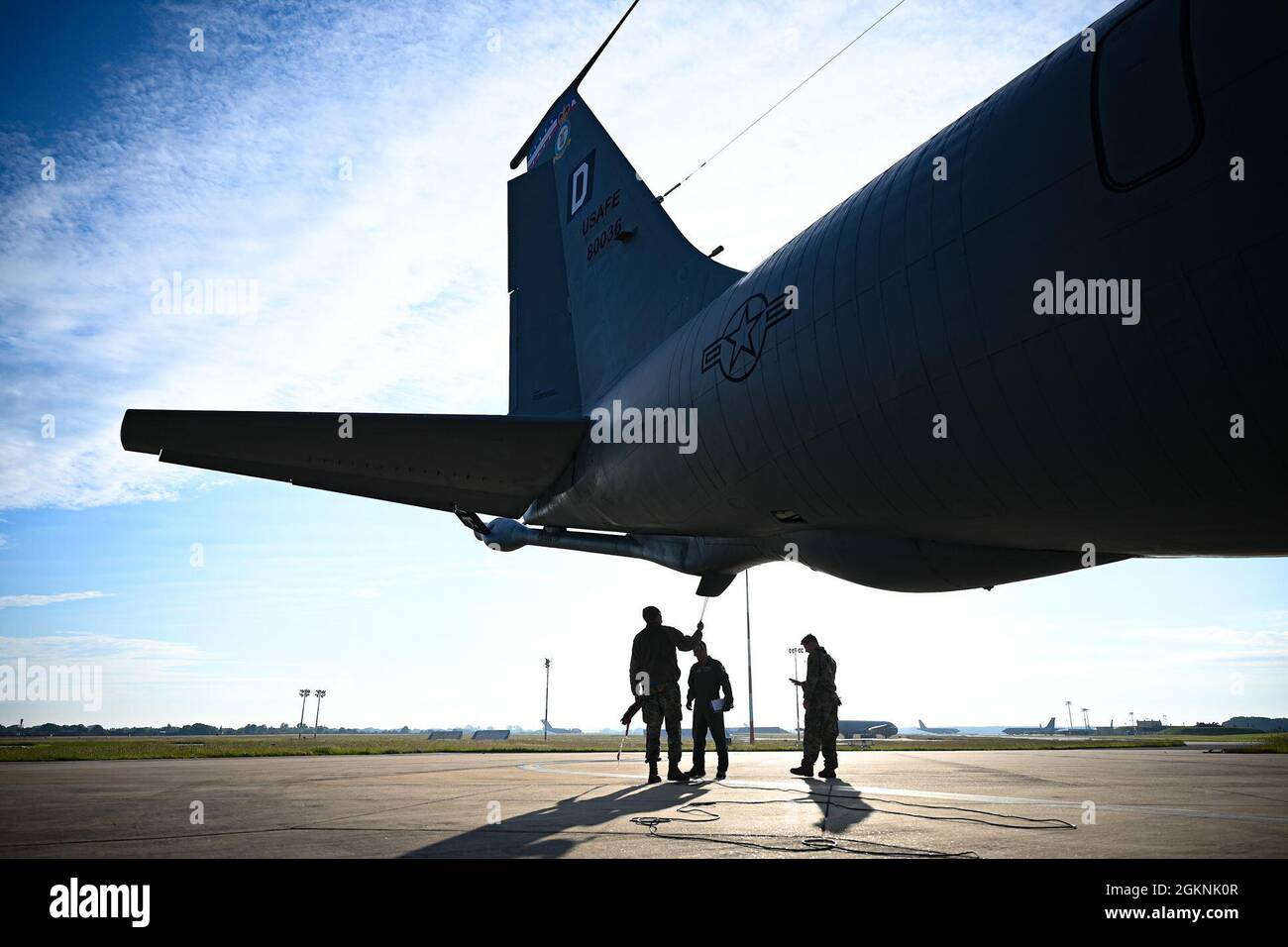 Raf ground crew d day hi-res stock photography and images - Alamy