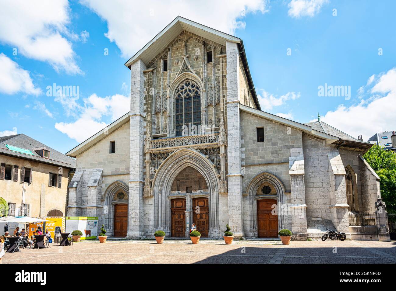 The decorated facade of the Cathedral of Saint Francis de Sales in Chambery. Chambery, Savoie department, Auvergne-Rhône-Alpes region, France, Europe Stock Photo