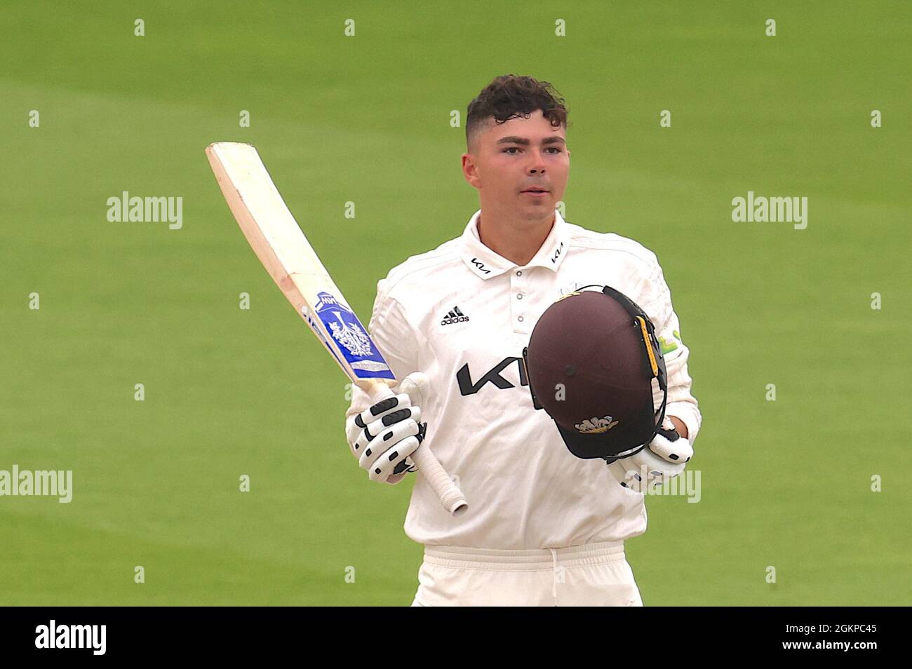 15 September, 2021. London, UK. Surrey’s James Taylor batting as Surrey take on Essex in the County Championship at the Kia Oval, day three David Rowe/Alamy Live News Stock Photo
