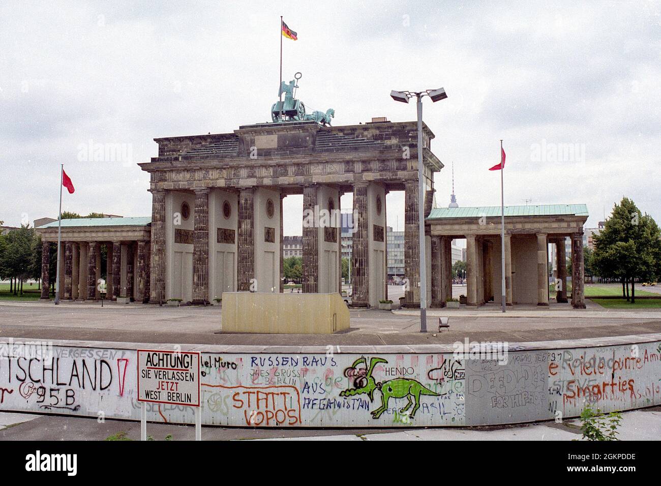 The Brandenburg Gate and the Berlin Wall during the cold war Stock