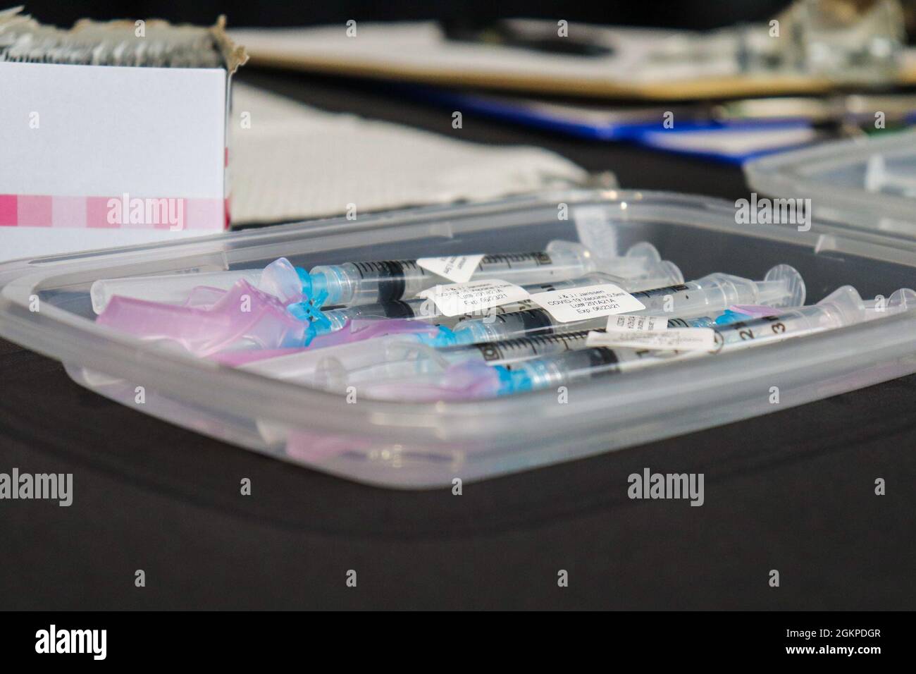 Table janssen hires stock photography and images Alamy