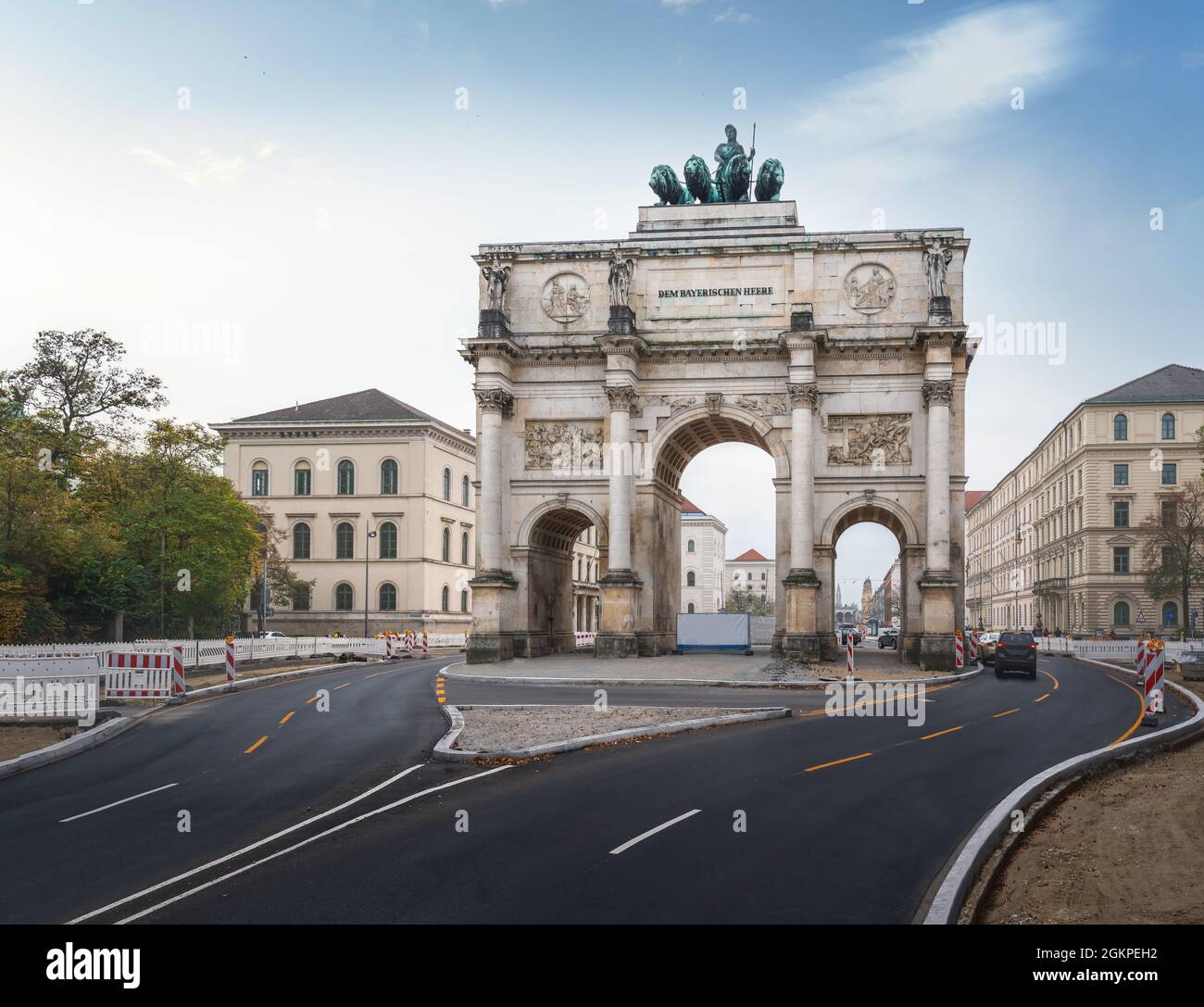 Siegestor (Victory Gate) - Munich, Bavaria, Germany Stock Photo - Alamy