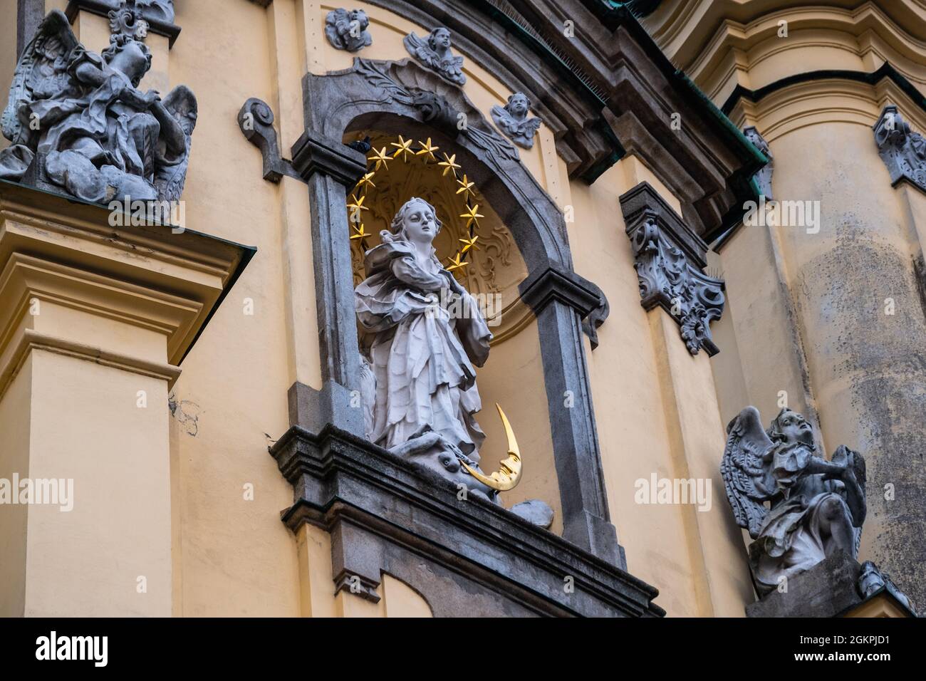 Baroque church in linz austria hi-res stock photography and images - Alamy