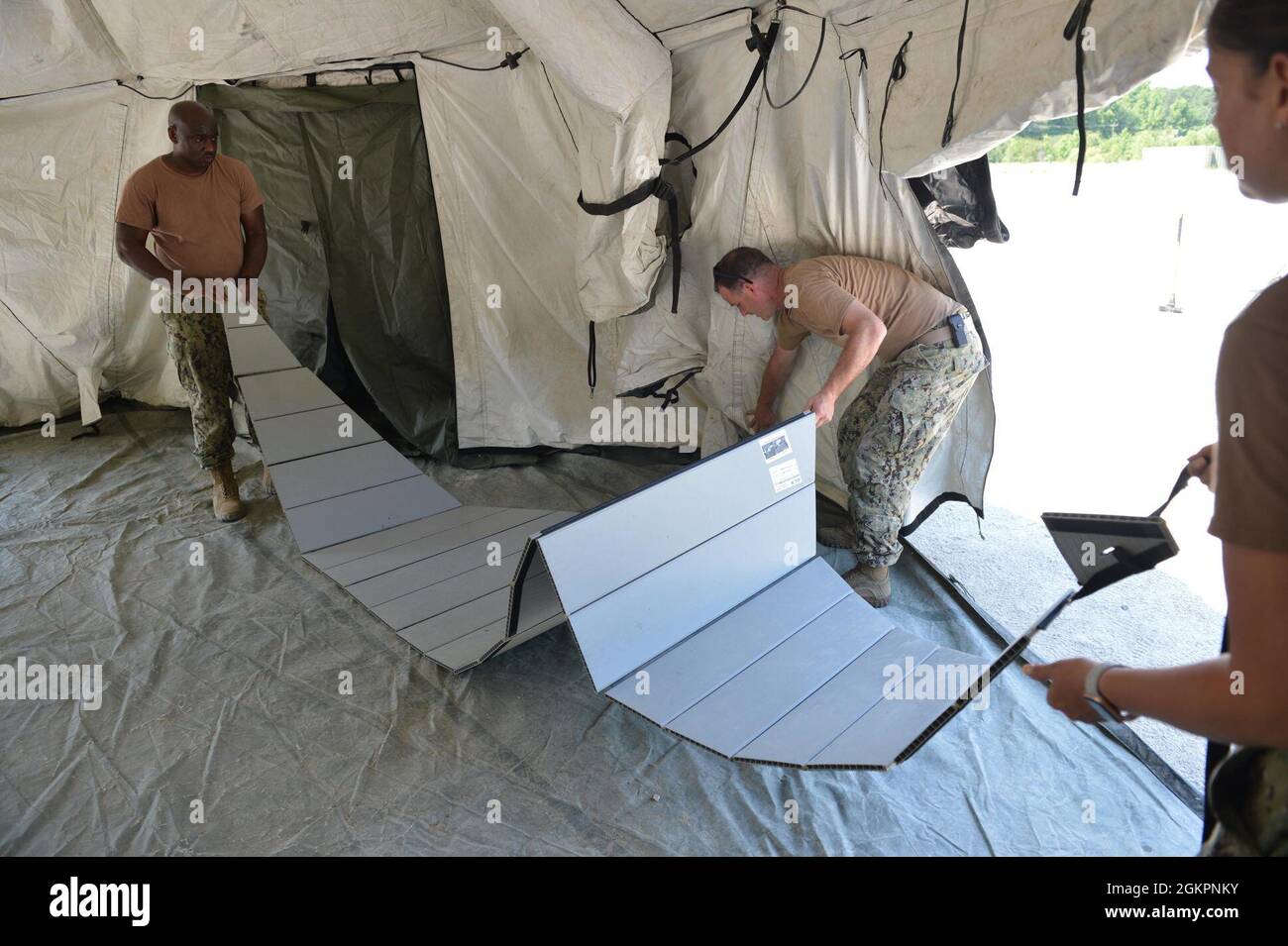 Navy Expeditionary Logistics Support Group (NAVELSG) and 1st Navy