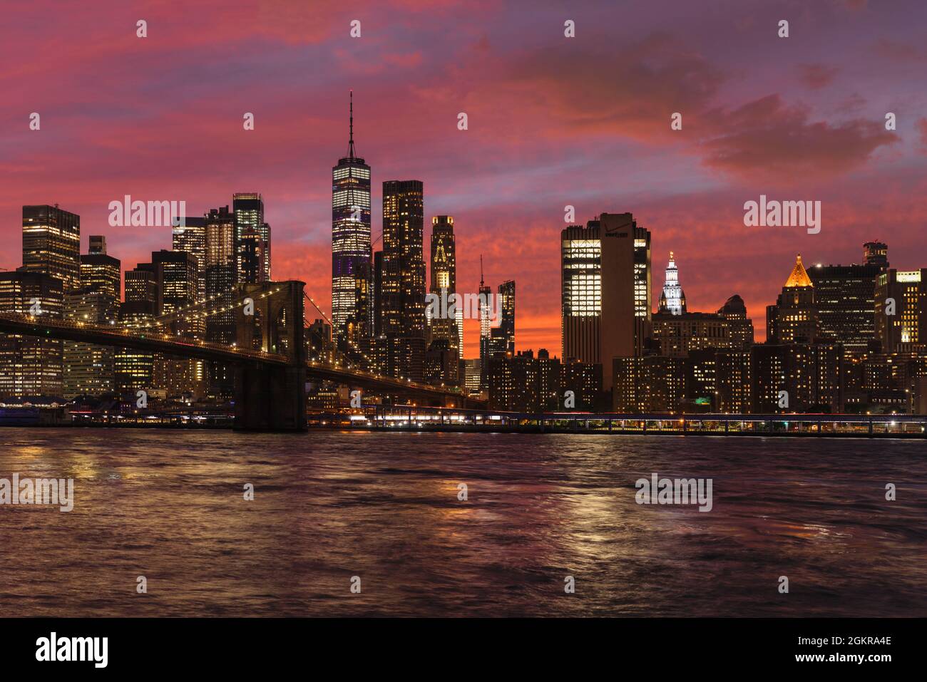 Skyline of Downtown Manhattan with One World Trade Center and Brooklyn