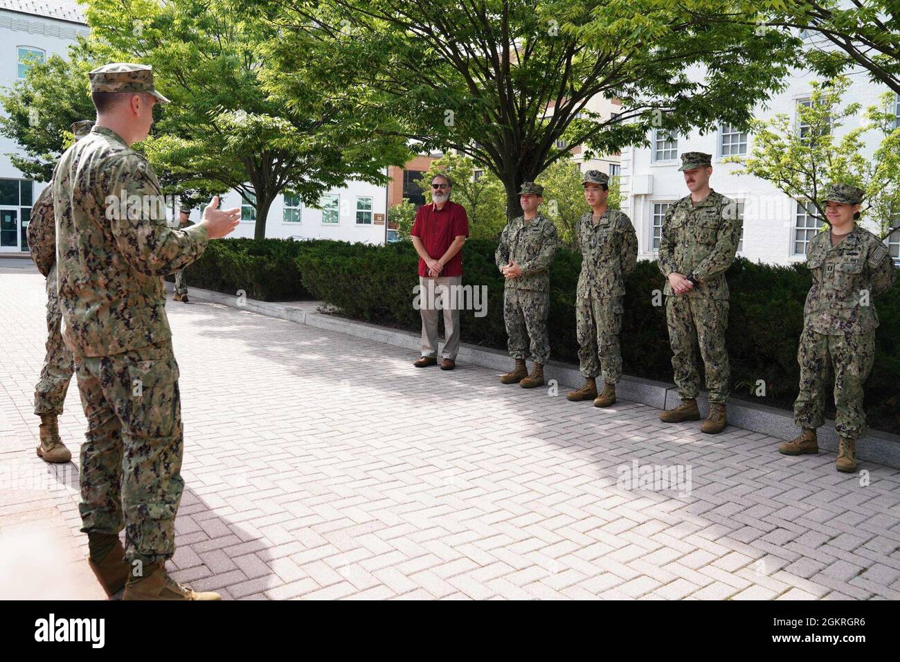 Navy commendation medal hi-res stock photography and images - Alamy