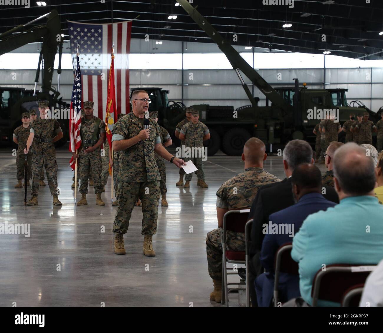 Col. Kipp A. Wahlgren, right, outgoing commanding officer, Marine Force