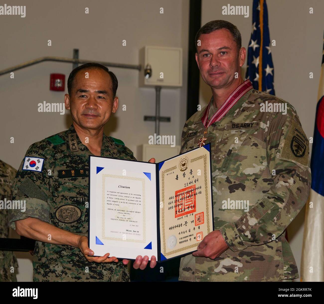 Republic of Korea Army Lt. Gen. So, Young Min, ROK Special Warfare ...