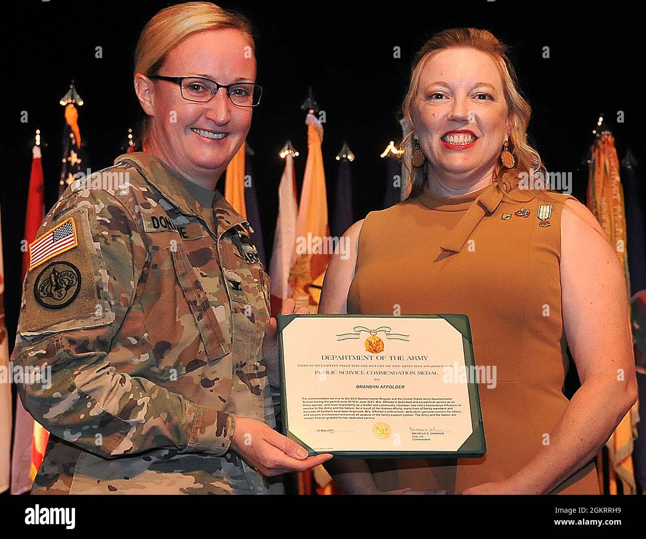 Donahue michelle hires stock photography and images Alamy