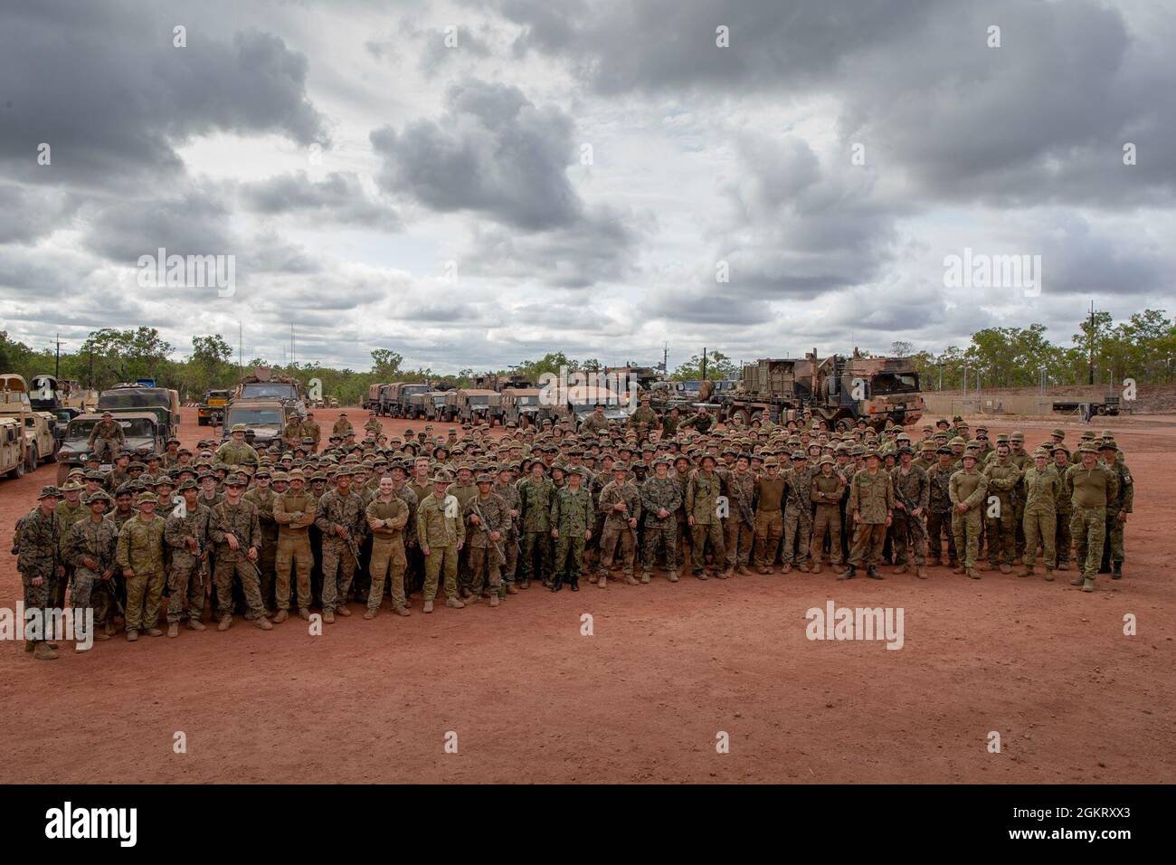 U S Marines with Marine Rotational - Us Marines With Marine Rotational Force Darwin Australian Defence Force Members And Japan Ground Self Defense Force Soldiers Take A Group Photo At Mount Bundey Training Area Nt Australia June 24 2021 Us Marines Australian Army Soldiers And Jgsdf Soldiers Commemorated The Completion Of Exercise Southern Jackaroo With A Closing Ceremony Defense Ties Between The United States Allies And Partner Nations Are Critical To Regional Security Cooperation And Integration Of Our Combined Capabilities 2GKRXX3 