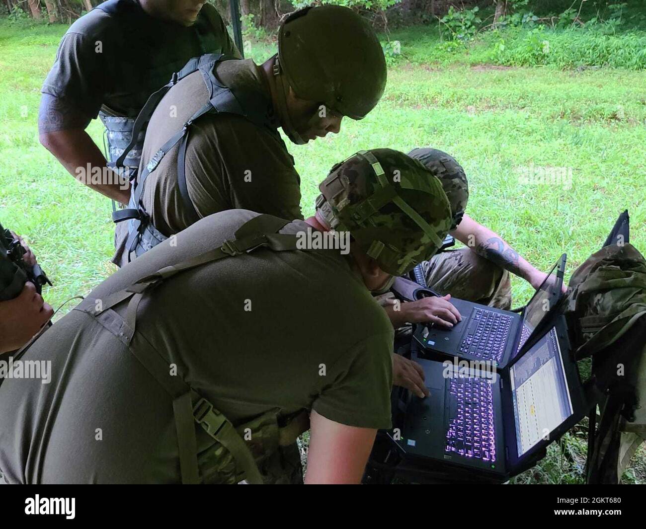 U.S. Army Soldiers attending the Advance Leaders Course at the U.S ...