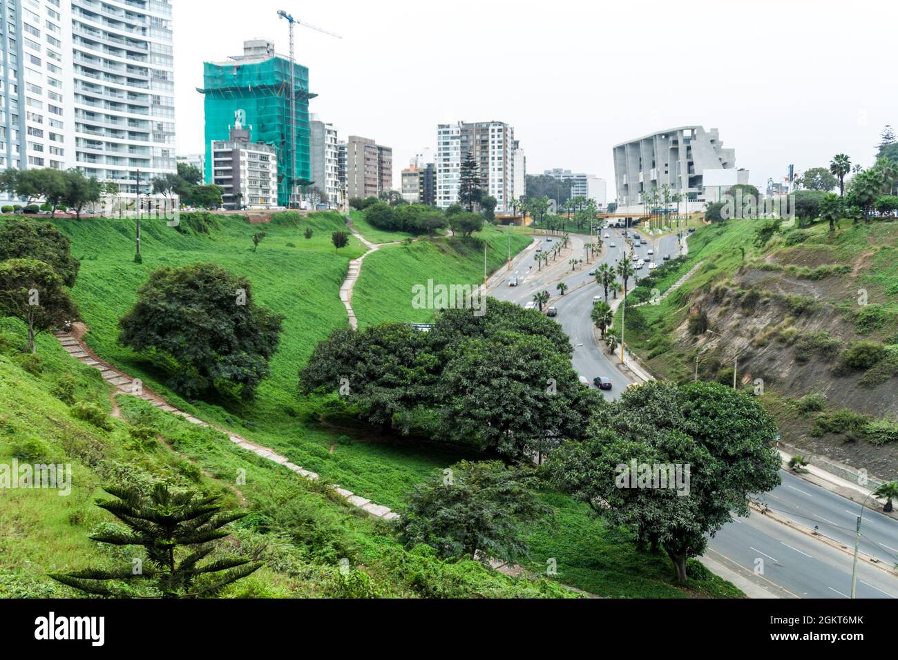 Apartment building in lima peru hires stock photography and images Alamy