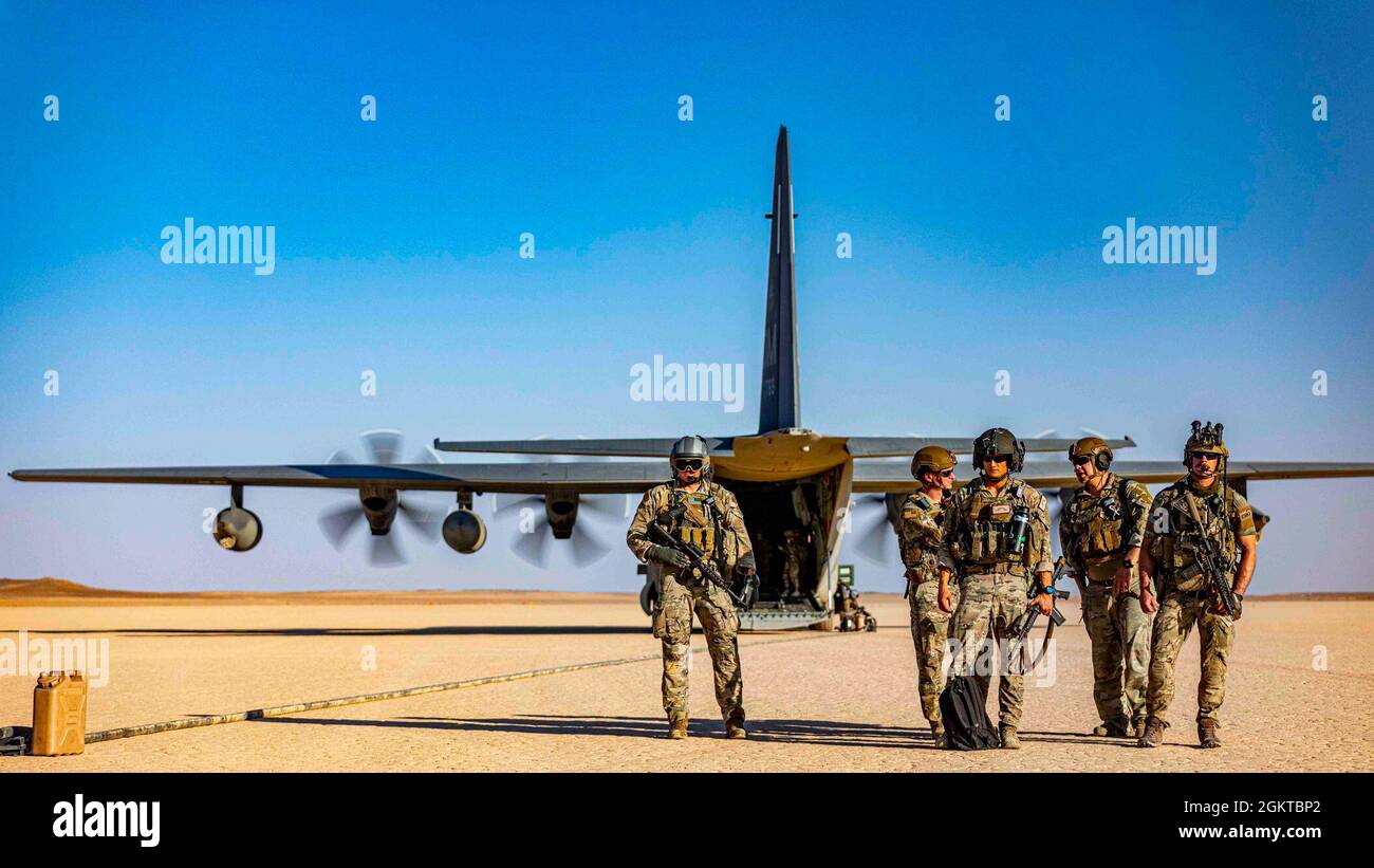 Undisclosed Airmen with the 26th Expeditionary Rescue Squadron conduct refueling ...