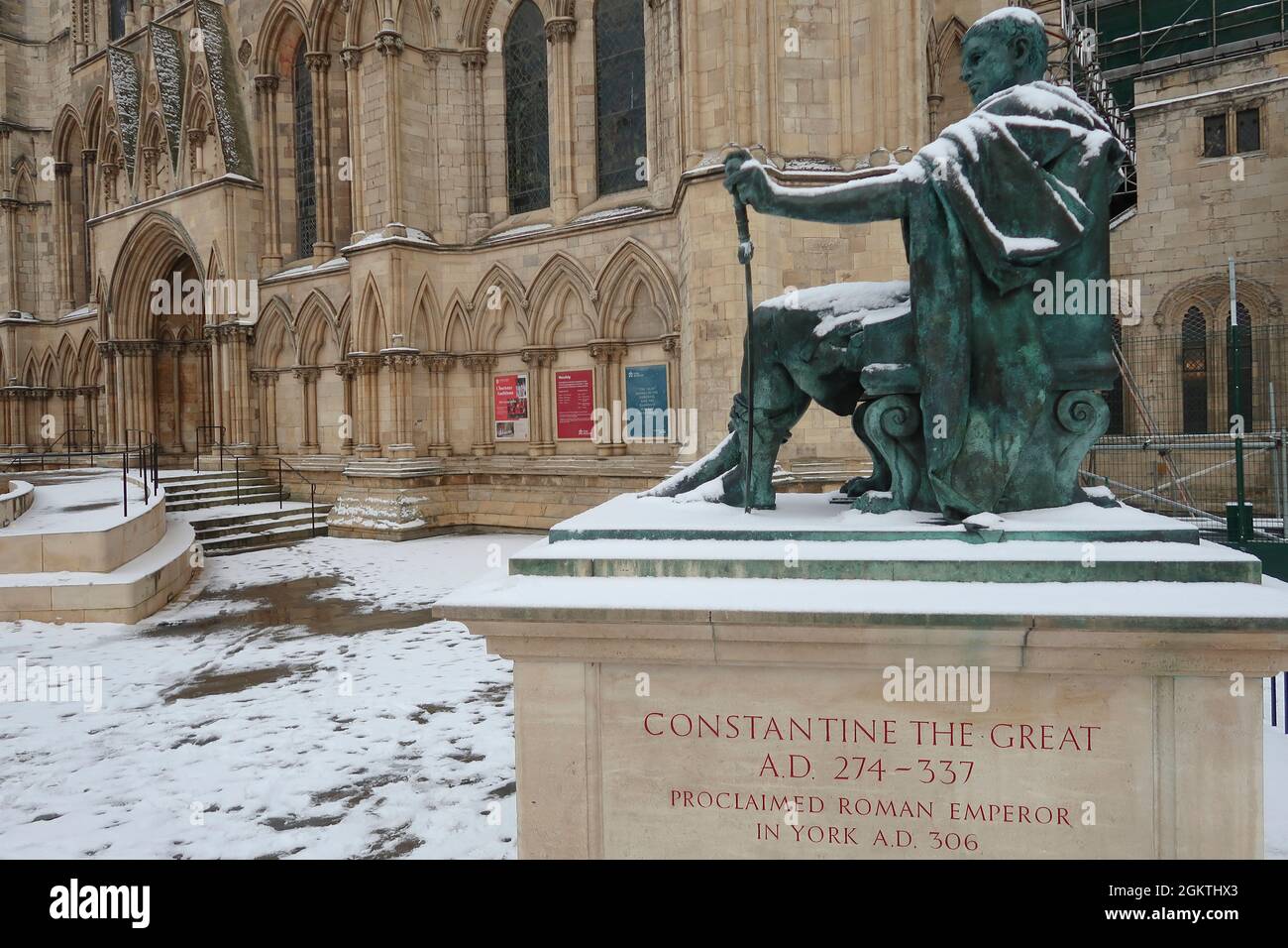 Statue of Constantine the Great at York Minster covered in snow, York, UK Stock Photo