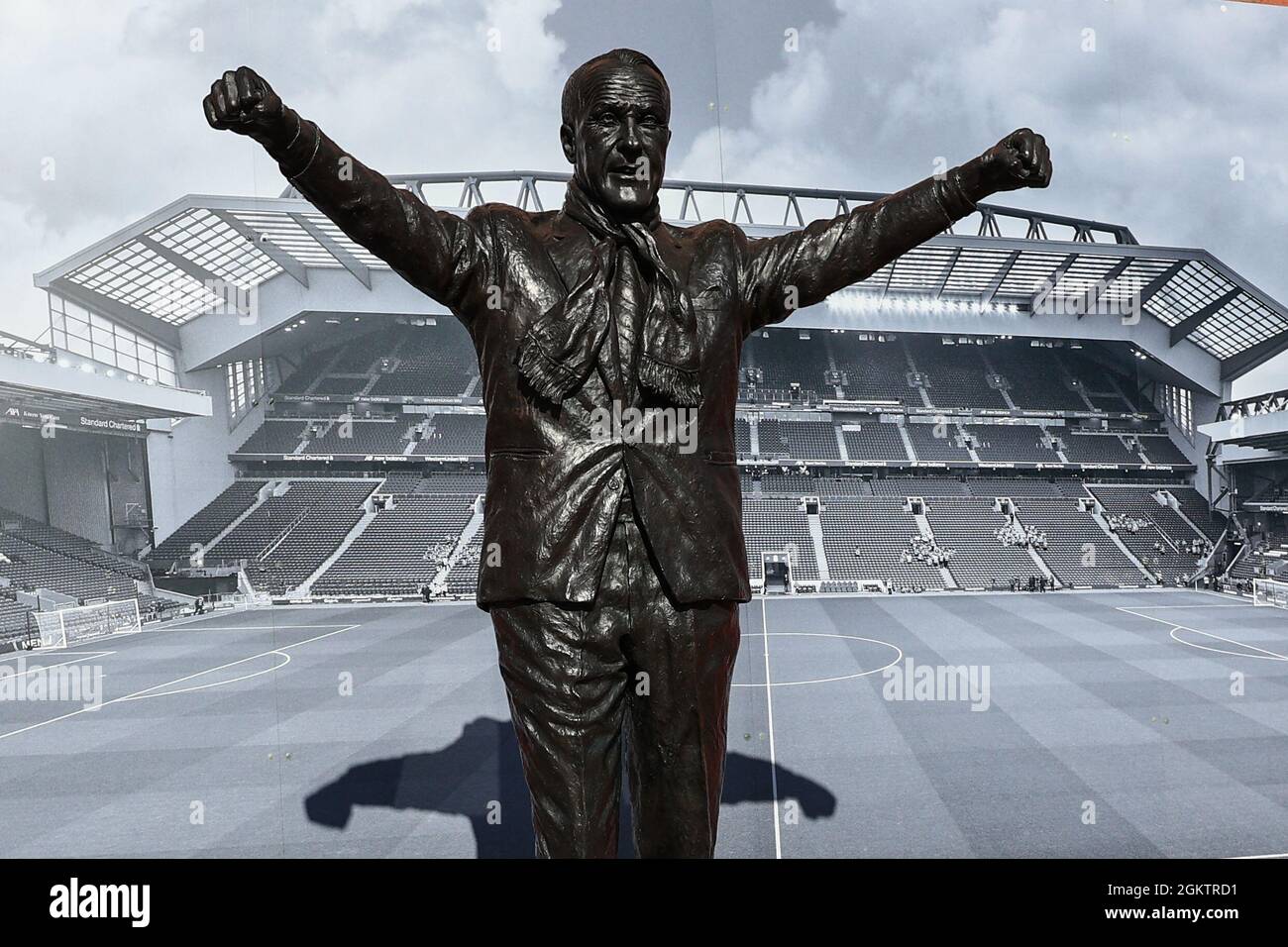 The Bill Shankly statue outside Anfield Stock Photo