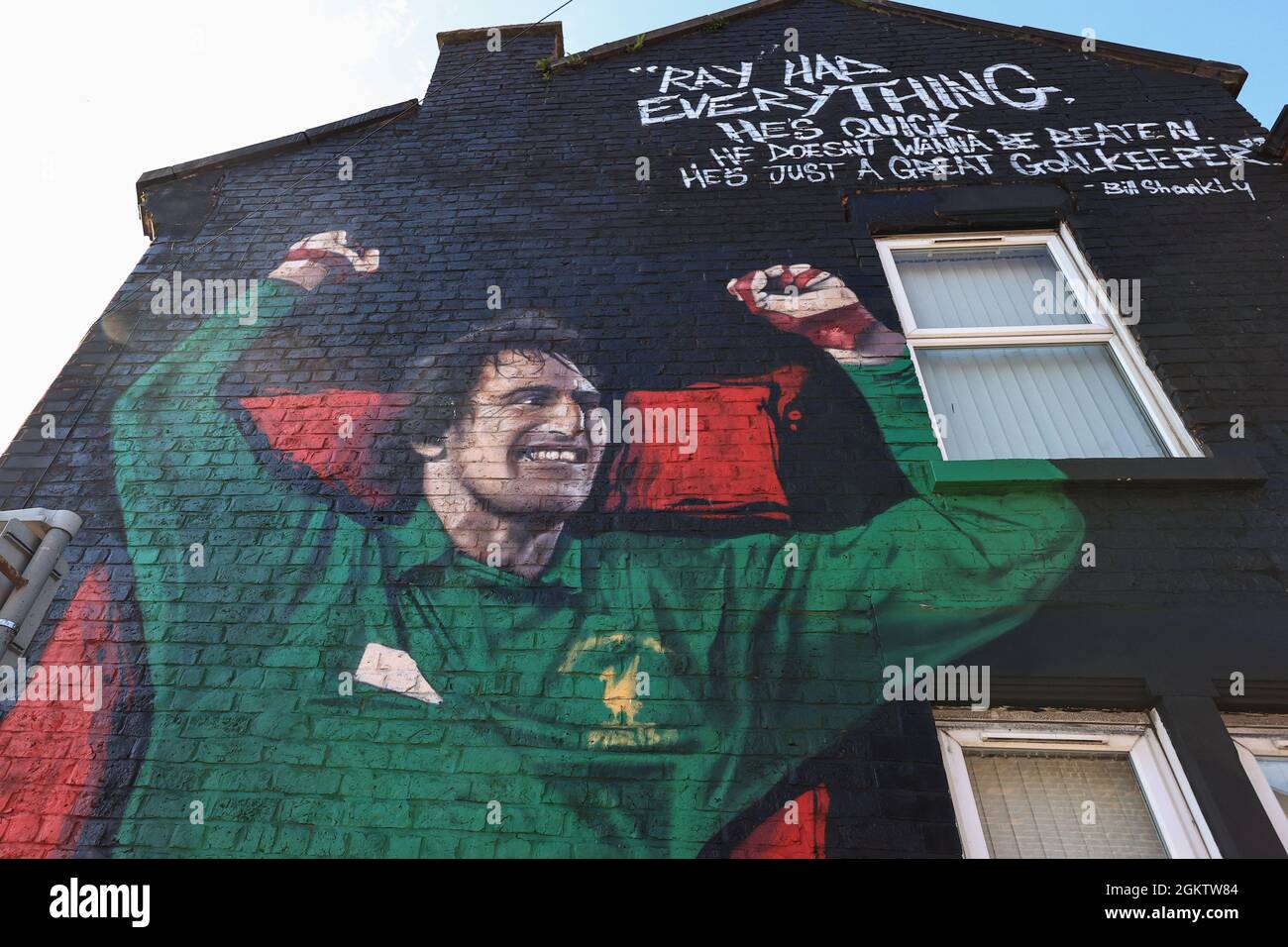 Ray Had Home “Ray had everything” mural near Anfield, Liverpool Stock Photo - Alamy