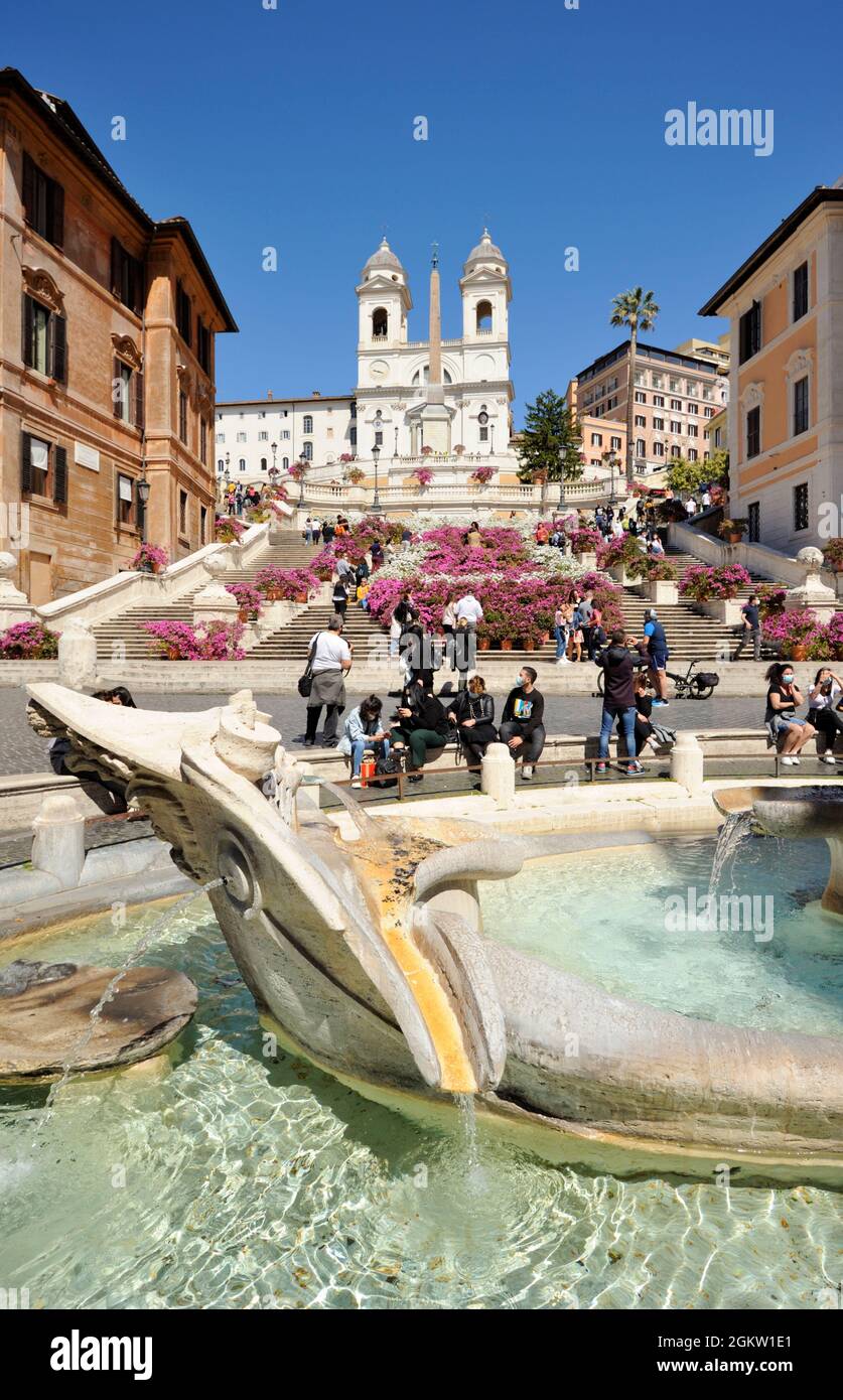 Italy, Rome, Piazza di Spagna, Barcaccia fountain and Spanish Steps Stock Photo