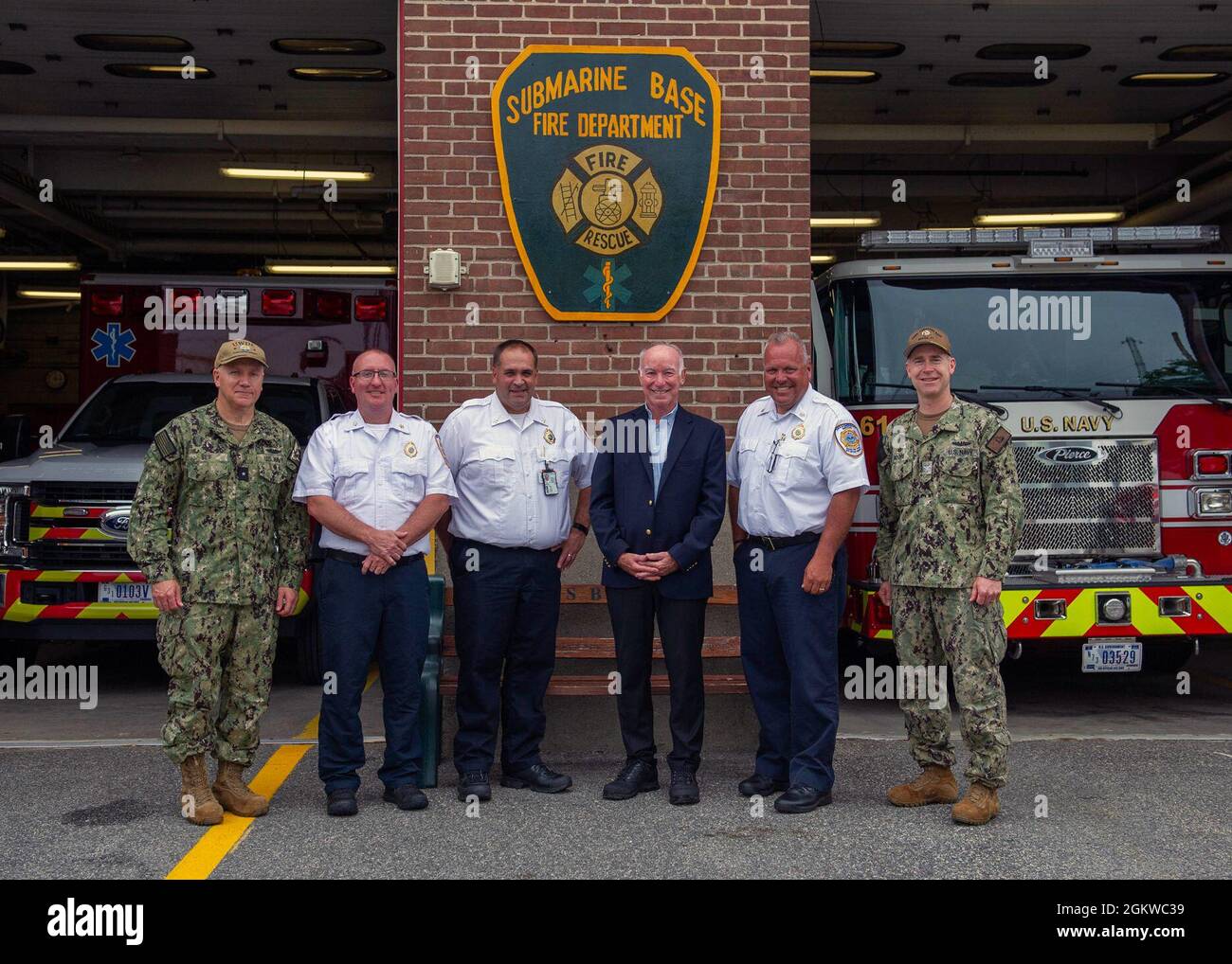 Groton conn naval submarine base new london hi-res stock photography and  images - Page 8 - Alamy