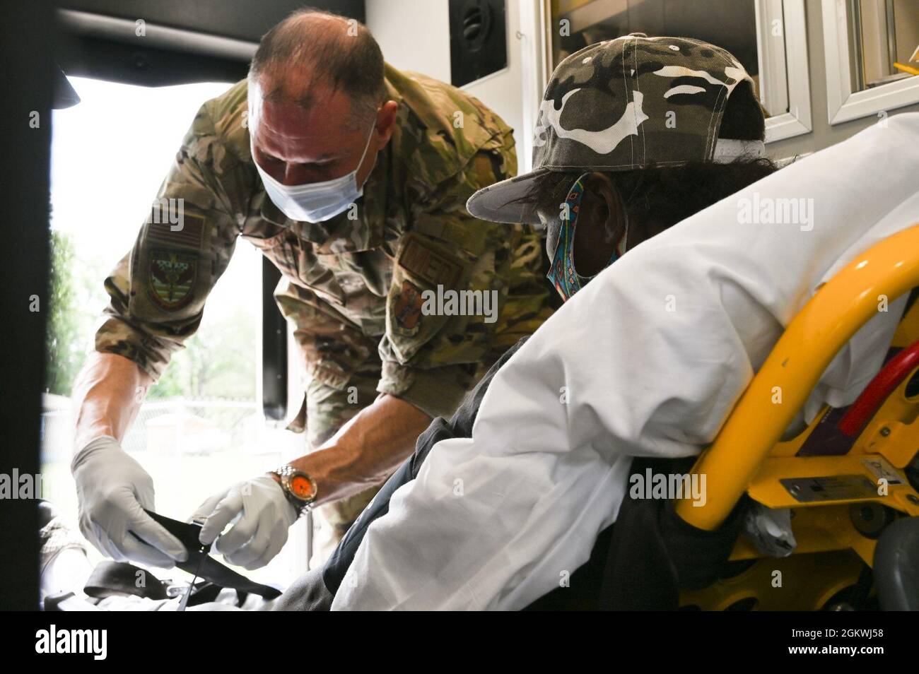 Stephen Rath New mexico disaster medical team hi-res stock photography and images ...