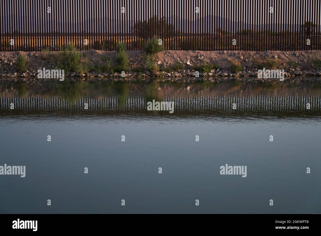 Calexico california border hi-res stock photography and images - Alamy