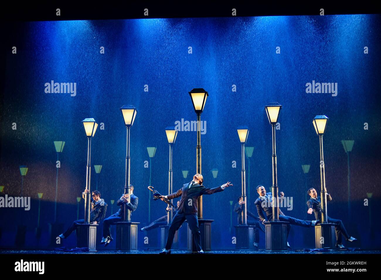 Barcelona Cataluña España  teatro tivoli estrena bailando baji la lluvia Stock Photo