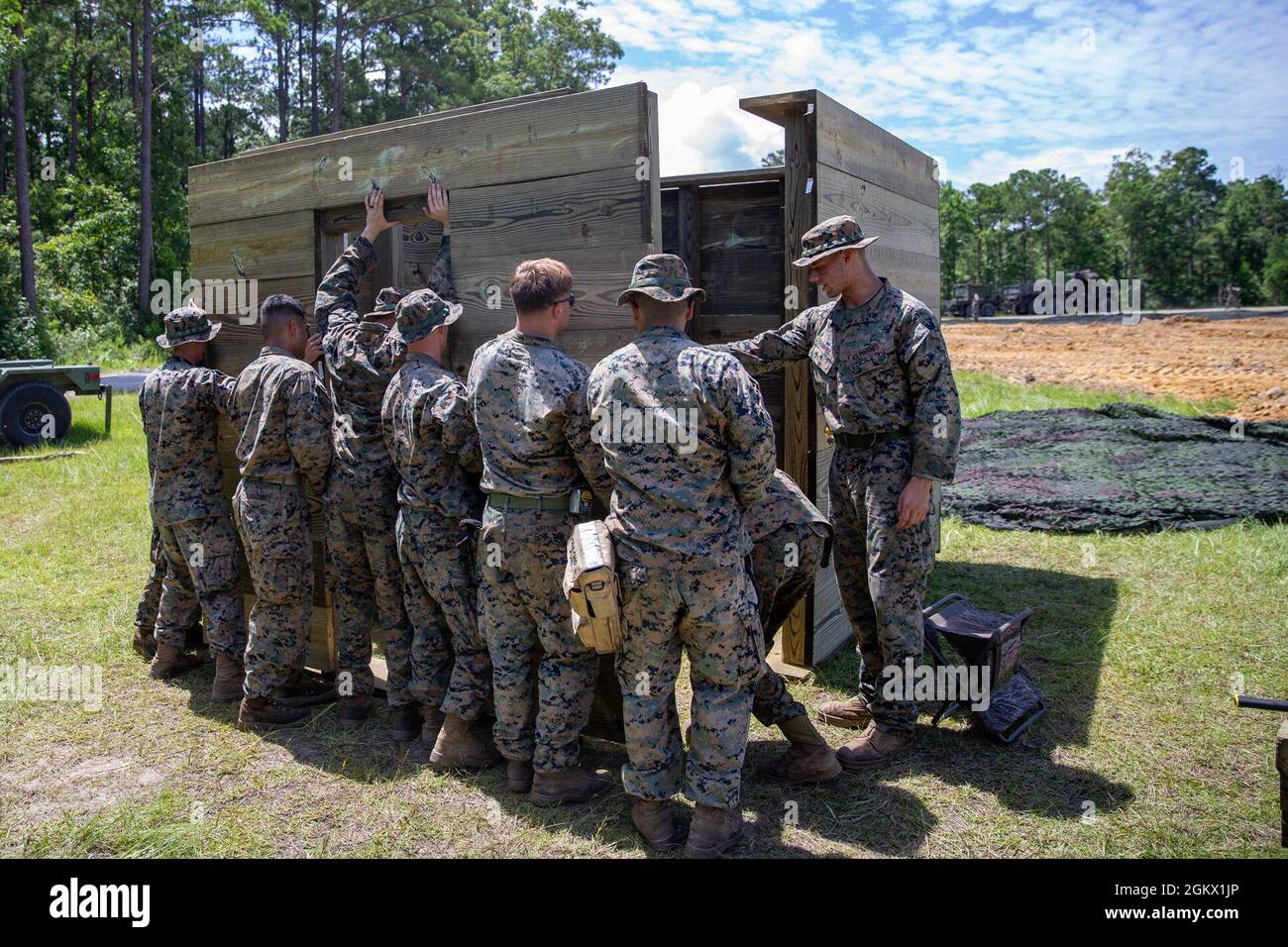 U S Marines With Bravo Company 8th Engineer Support Battalion 2nd Marine Logistics Group Build A Combat Operations Center During A Field Exercise On July 14 21 At Camp Lejeune North Carolina The