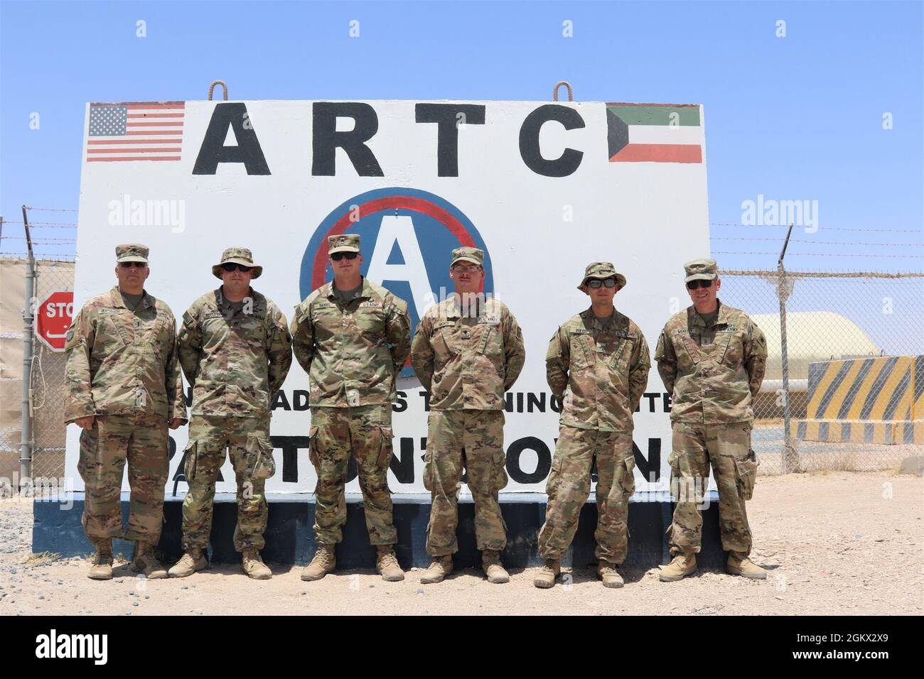 From left chief warrant officer hi-res stock photography and images - Alamy