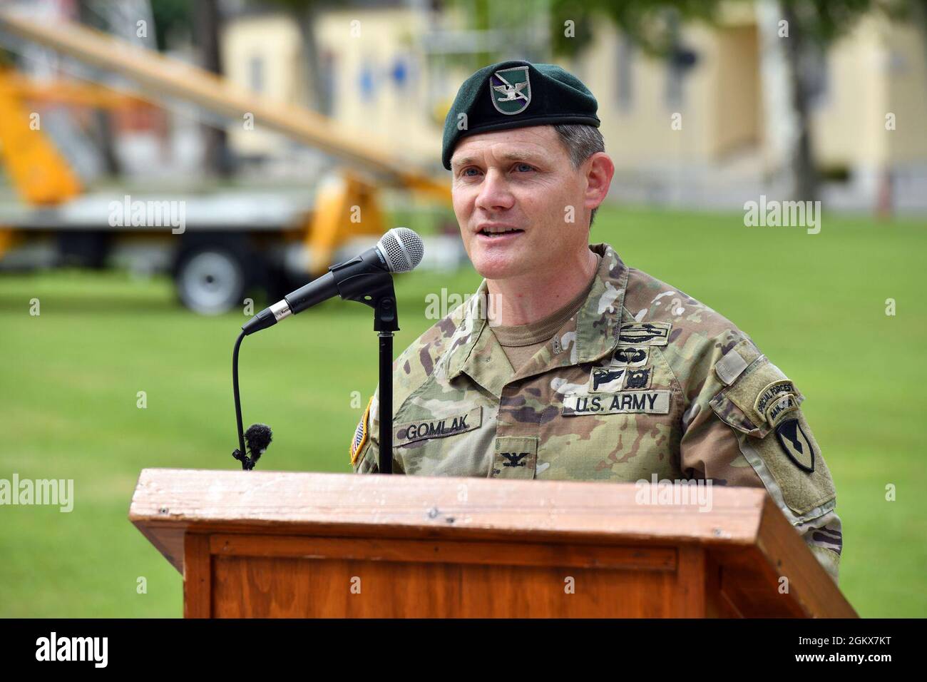 U.S. Army Col. Matthew J. Gomlak, incoming commander of U.S. Army Garrison Italy, gives a speech during change of command ceremony under Covid-19 prevention condition at Caserma Ederle, Vicenza, Italy July 16, 2021. Stock Photo
