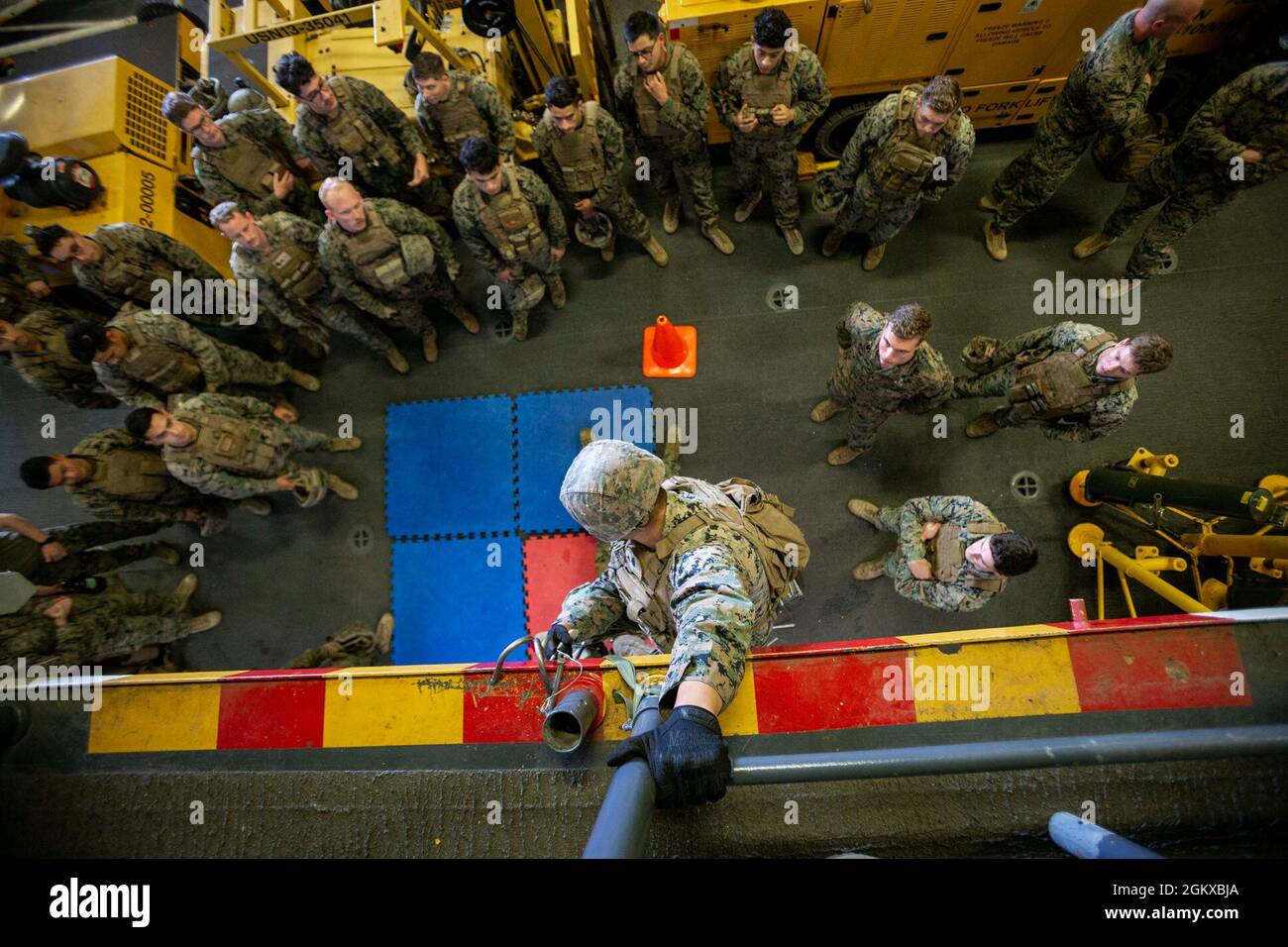Caving techniques hi-res stock photography and images - Alamy