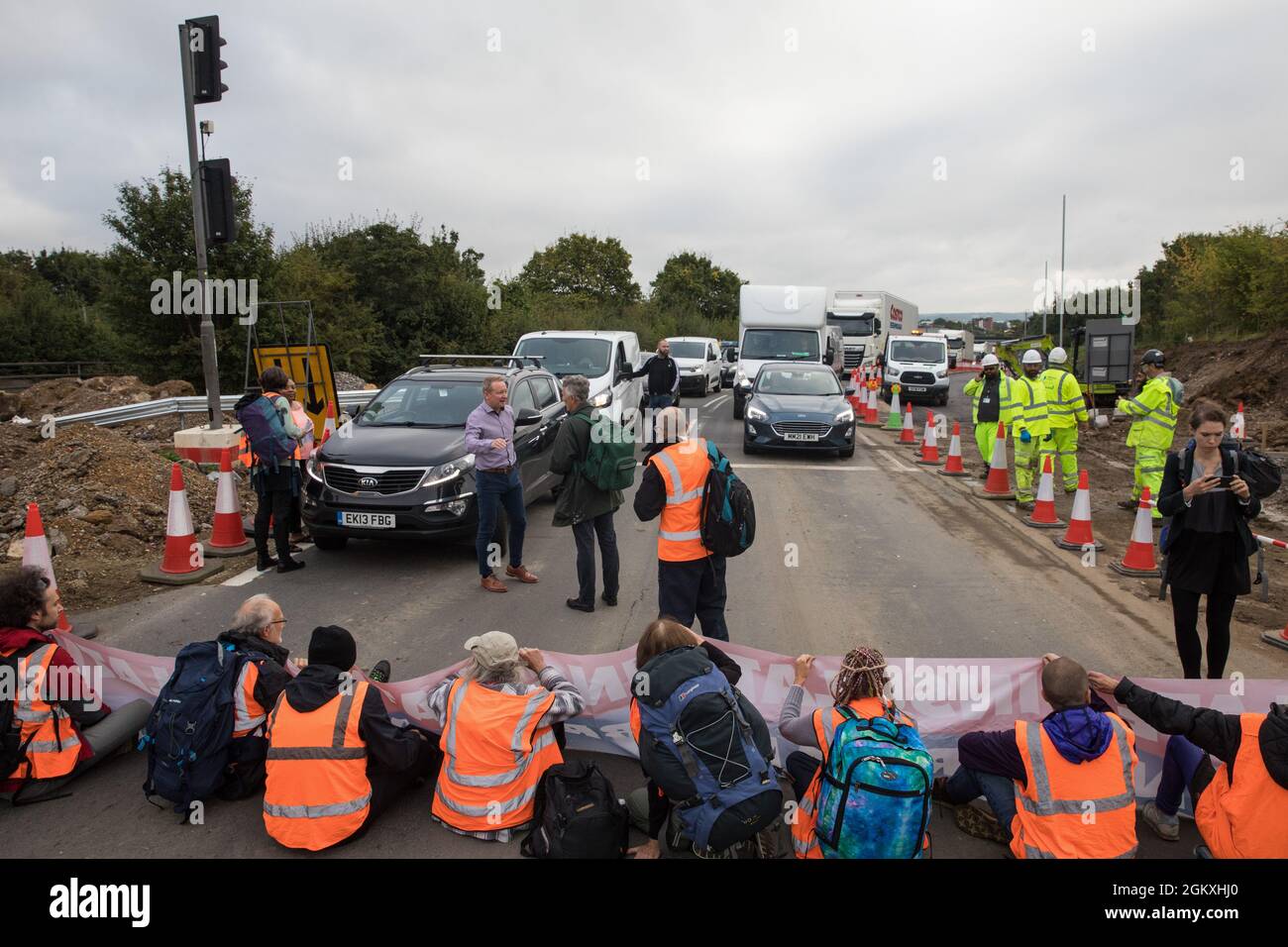Junction 25 m25 motorway hi-res stock photography and images - Alamy